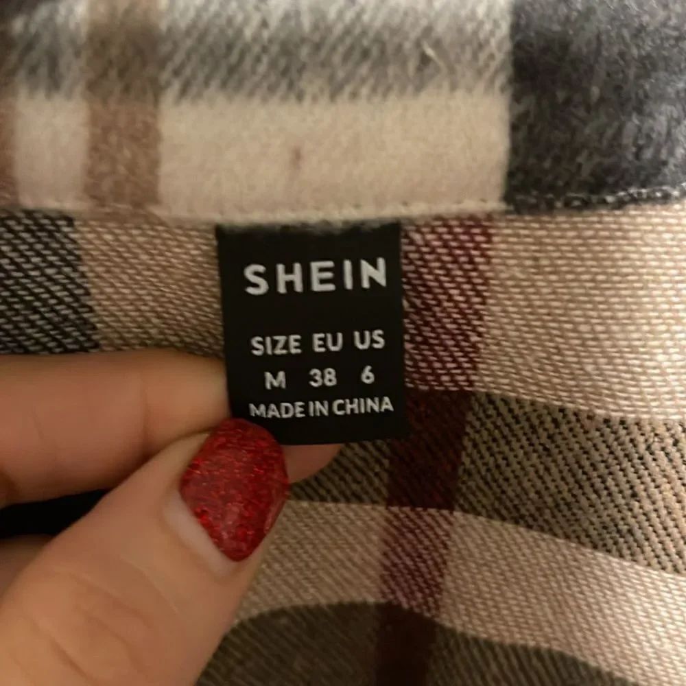 SHEIN Flannel jacket medium - Picture 6 of 7